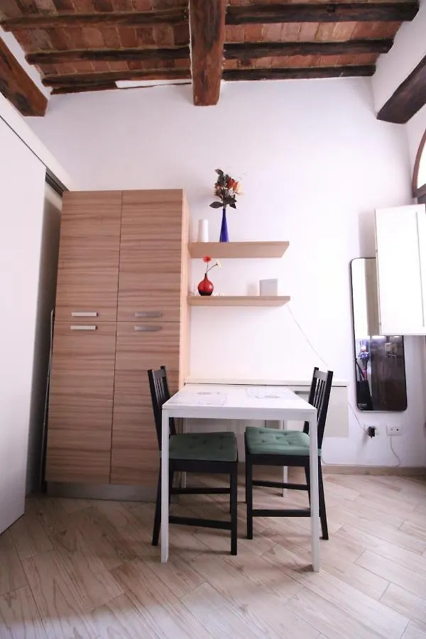 Tiny House Centro Storico Apartment Siena